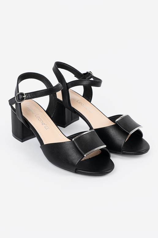 Sandales à talons pour femmes avec... Sandales à talons pour femmes avec...