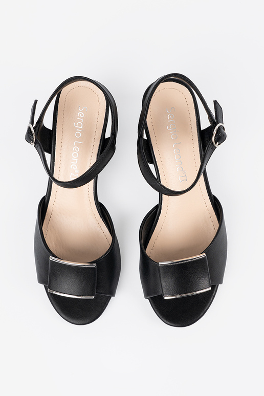 Sandales à talons pour femmes avec... Sandales à talons pour femmes avec...