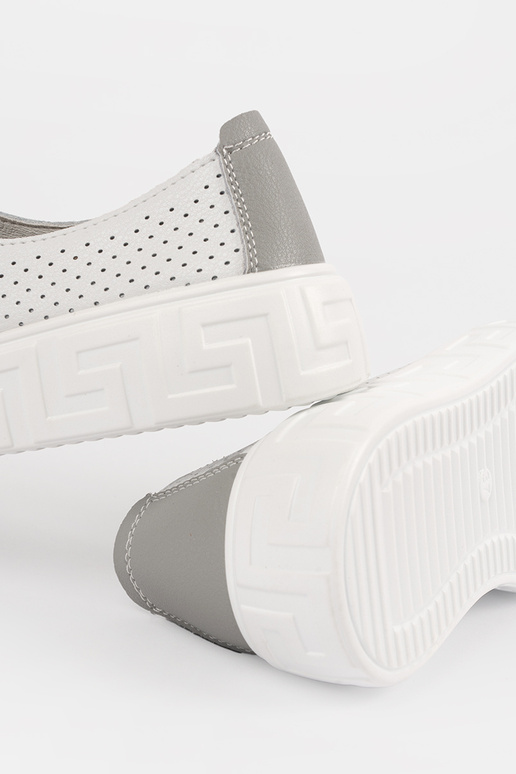 Baskets en cuir velours blanches à...