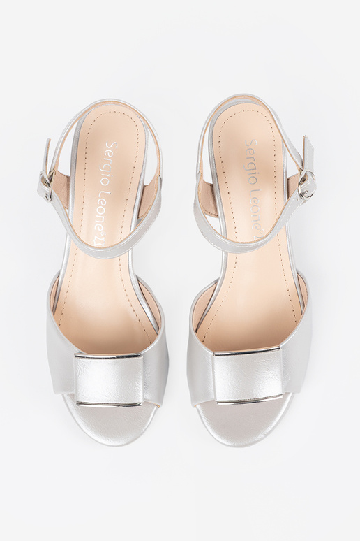 Sandales pour femmes à semelle plate... Sandales pour femmes à semelle plate...