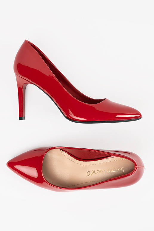 Chaussures à talons rouges en cuir...