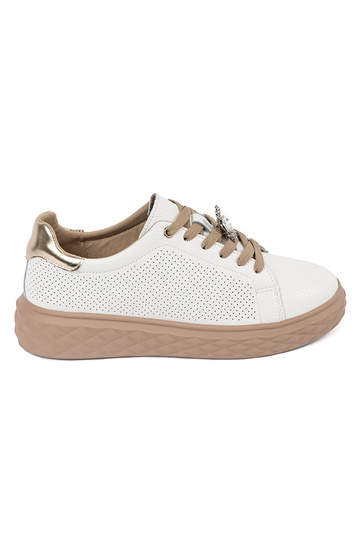 Baskets en cuir blanches et...