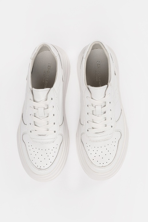 Baskets blanches en cuir pour femmes... Baskets blanches en cuir pour femmes...