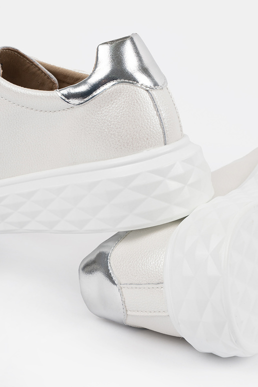 Baskets en cuir blanc-argent Sergio... Baskets en cuir blanc-argent Sergio...