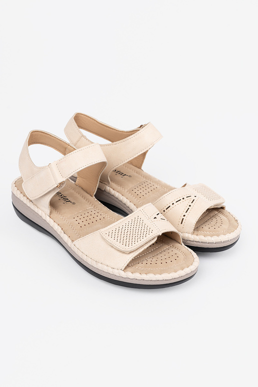 Sandales claires pour femmes de... Sandales claires pour femmes de...