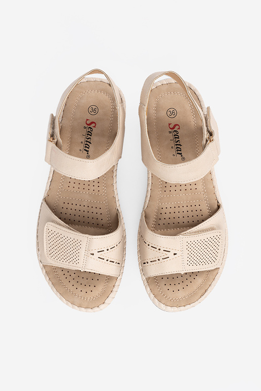 Sandales claires pour femmes de... Sandales claires pour femmes de...