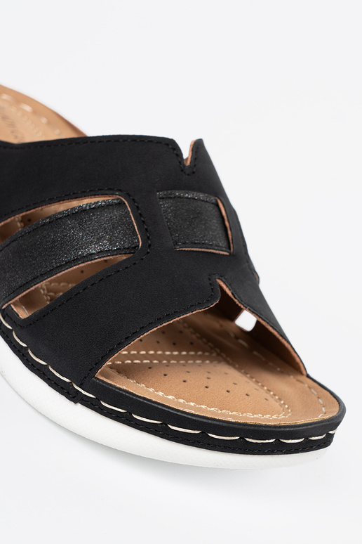 Chaussons pour femmes de couleur noire