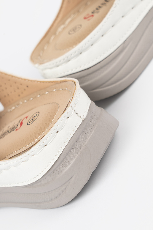 Chaussons confortables avec...