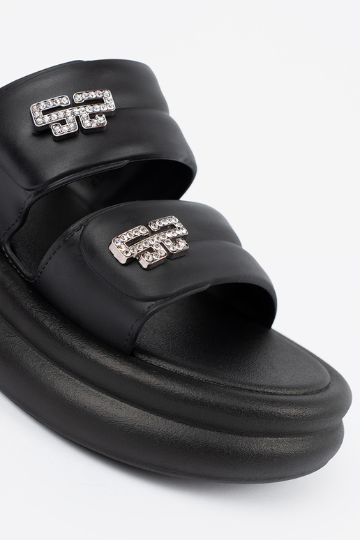 couleur noire Chaussons femmes avec... couleur noire Chaussons femmes avec...