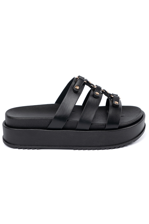 Chaussons femmes avec une plateforme... Chaussons femmes avec une plateforme...