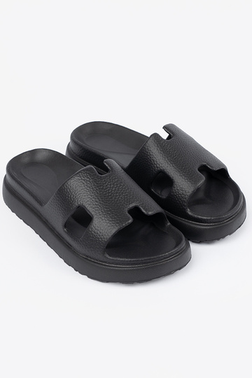 Chaussons femmes avec une... 2