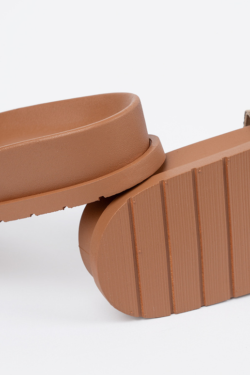 marron Chaussons ze zdobieniem marron Chaussons ze zdobieniem