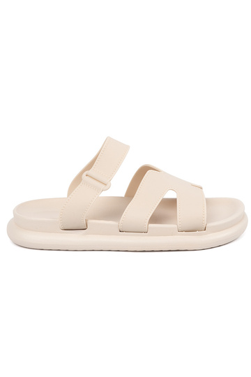 couleur ivoire Chaussons...