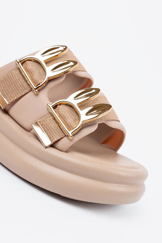 Mules beige avec boucles dorées et...