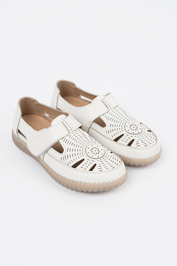 chaussures de femme ajouré... 2
