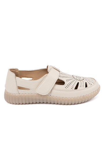 chaussures de femme ajouré...