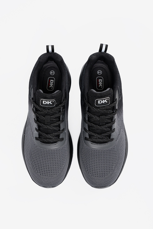 Baskets sportives pour hommes noires...