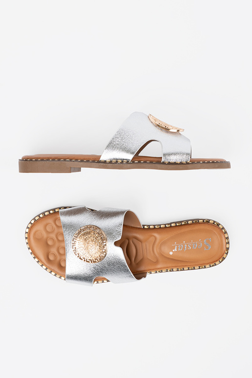 Chaussons argent avec bordure dorée Chaussons argent avec bordure dorée