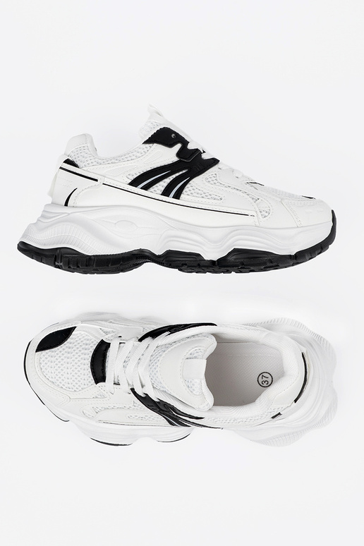 Baskets blanches de style sportif sur...