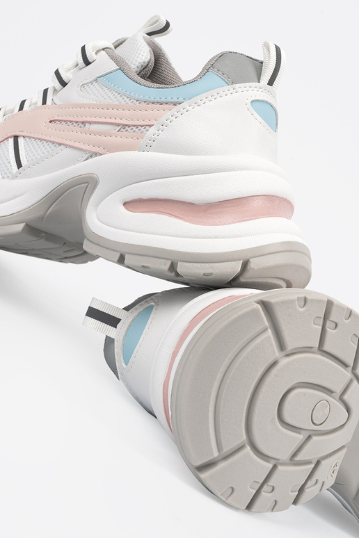 Couleurs pastel chaussures de sport... Couleurs pastel chaussures de sport...