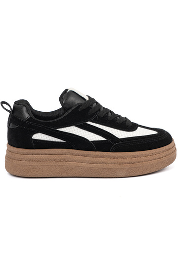 couleur noire Chaussures...