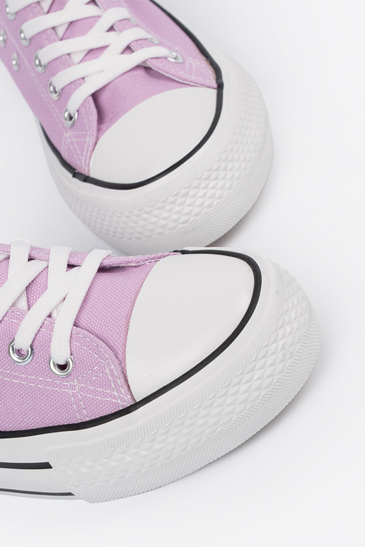 Chaussures roses pour femmes avec... Chaussures roses pour femmes avec...