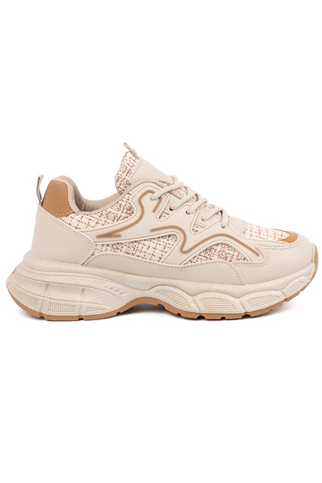 Chaussures modèle baskets...