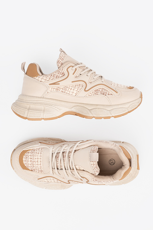 Chaussures modèle baskets... Chaussures modèle baskets...