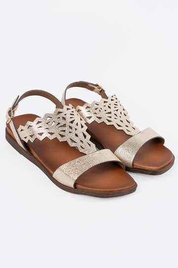 Sandales ivoire sur une... 2