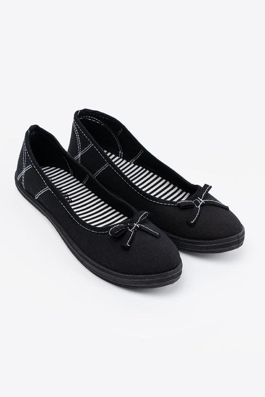 Ballerines noires en tissu avec un nœud Ballerines noires en tissu avec un nœud
