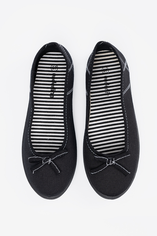 Ballerines noires en tissu avec un nœud Ballerines noires en tissu avec un nœud