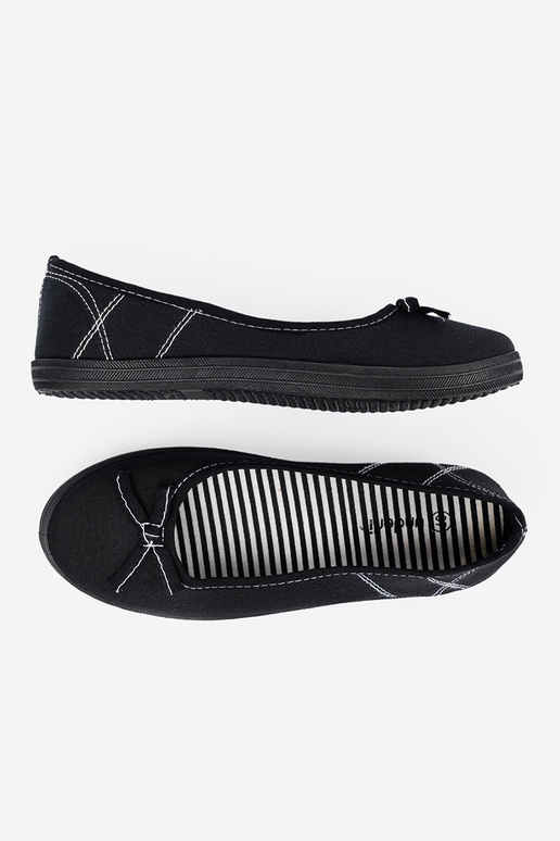 Ballerines noires en tissu avec un nœud Ballerines noires en tissu avec un nœud