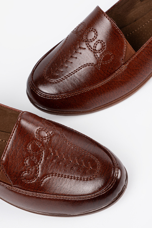 Bottines classiques brunes avec...