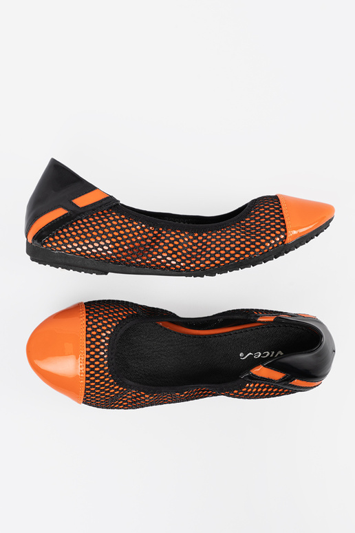 Ballerines orange avec un filet noir