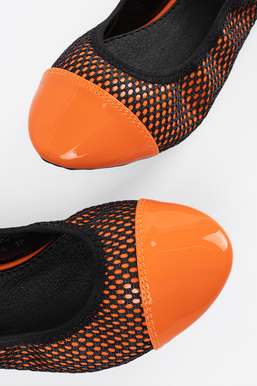 Ballerines orange avec un filet noir