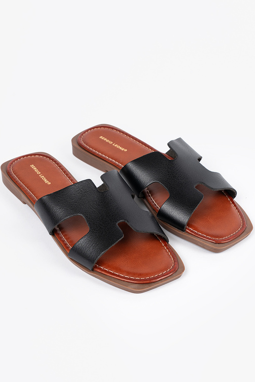 Mules noires à bout carré Mules noires à bout carré