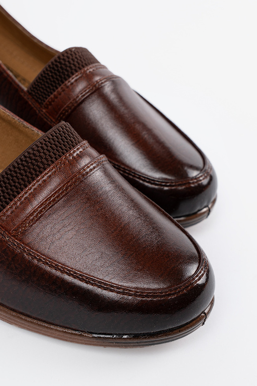 Chaussures à faible plateforme