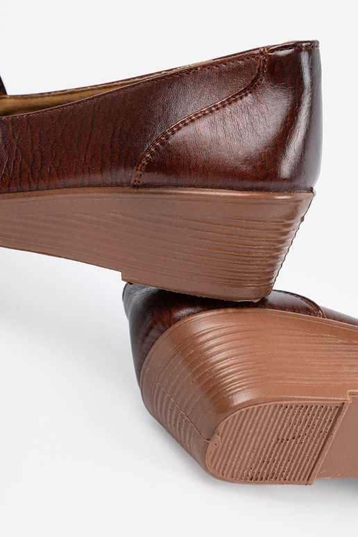 Chaussures à faible plateforme