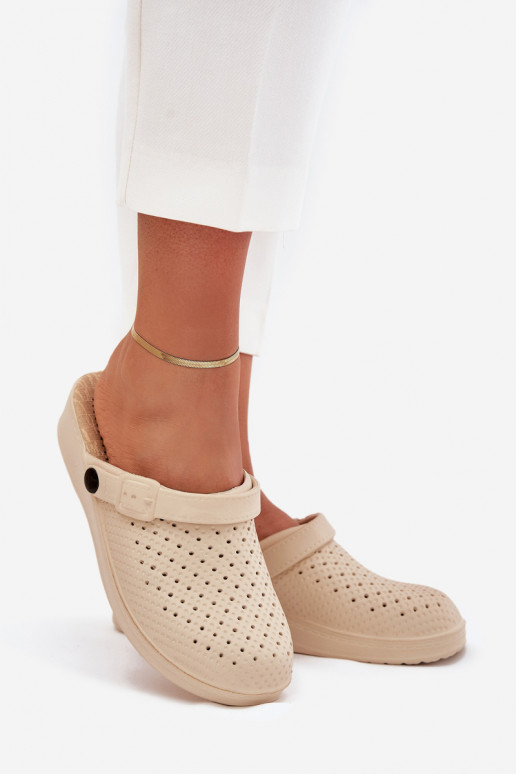 Pantoufles légères Chaussons Sabots Féminin beige Faylina