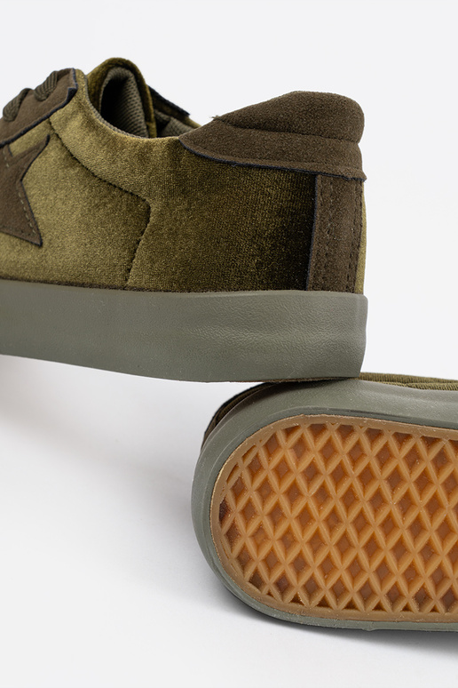 couleur kaki Chaussures de femme avec un astérisque couleur kaki Chaussures de femme avec un astérisque