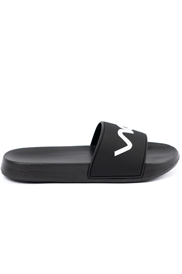 couleur noire Chaussons avec une note 2