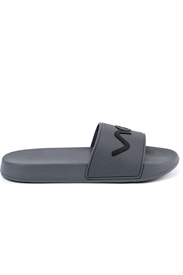 couleur grise Chaussons avec une note 2