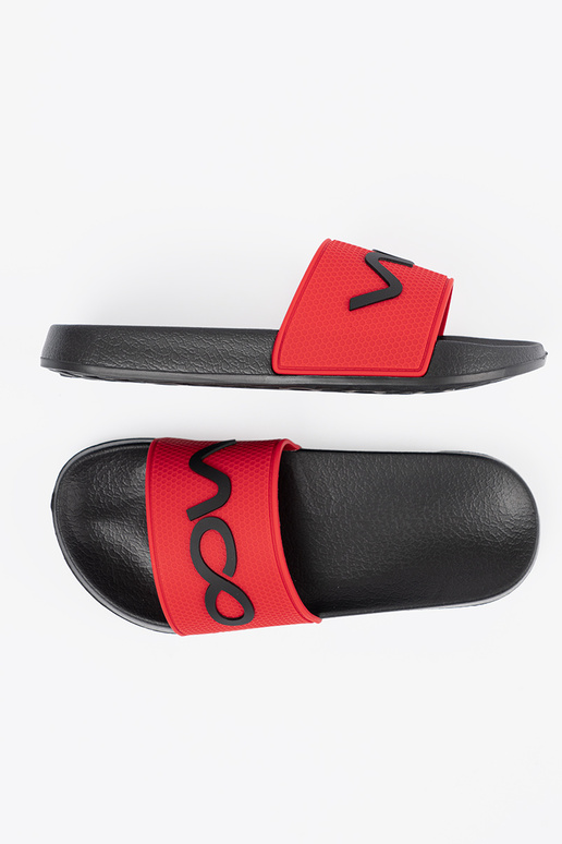Noir et-Rouge Chaussons avec une note
