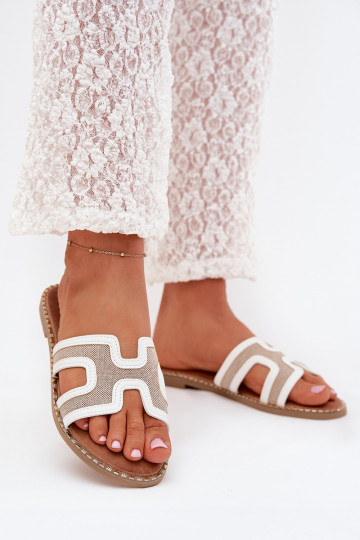 Pantoufles pour femmes avec des talons larges couleur blanche Vereya 2