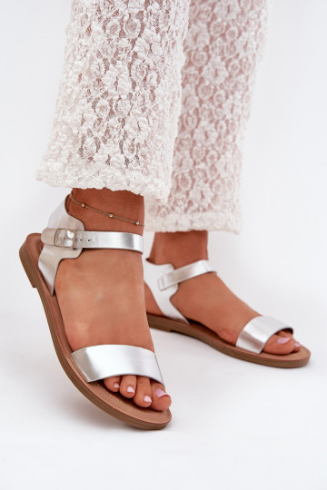 Sandales pour femmes avec des talons larges Eko Peau couleur argent Kivara