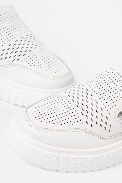 couleur blanche ajouré chaussures de femme avec une plateforme