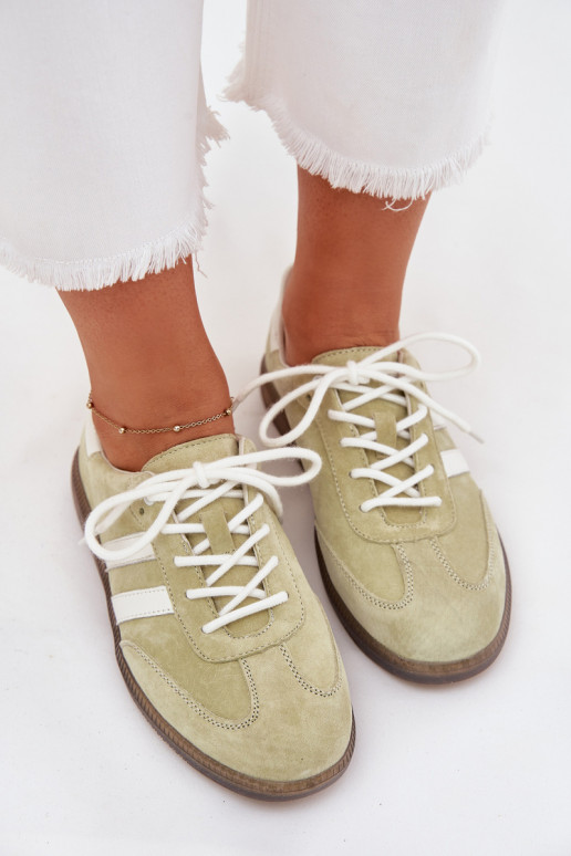 Faible Peau Chaussures modèle baskets Féminin Calcaire Ismina