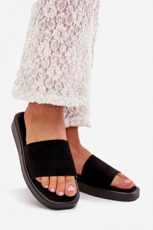 Pantoufles pour femmes avec une plateforme Z en daim écologiqueu couleur noire Jorina