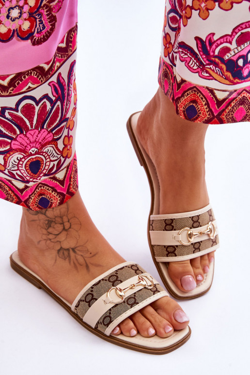 Chaussons plats classiques beige Il fautrlene