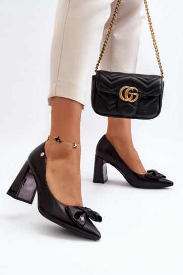 Chaussures à talons avec nœuds noires Ariemessa